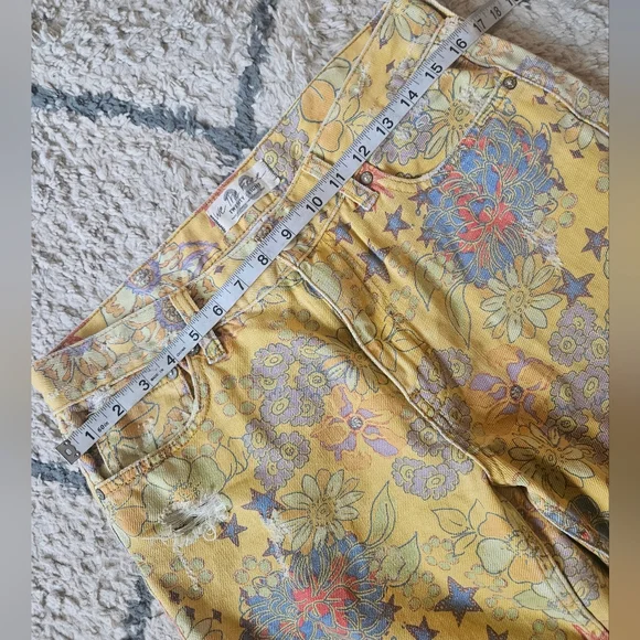 Free People Alani Printed Cutoff Bermuda Shorts Size 28 - Picture 4 of 6